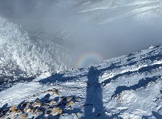 【贈答・プレゼントにも。こだわり高級無添加パスタソース専門店・おとりよせのナチュラルグレースメルカートのブログ】八ヶ岳の天狗岳に登ってきました。ブロッケン現象